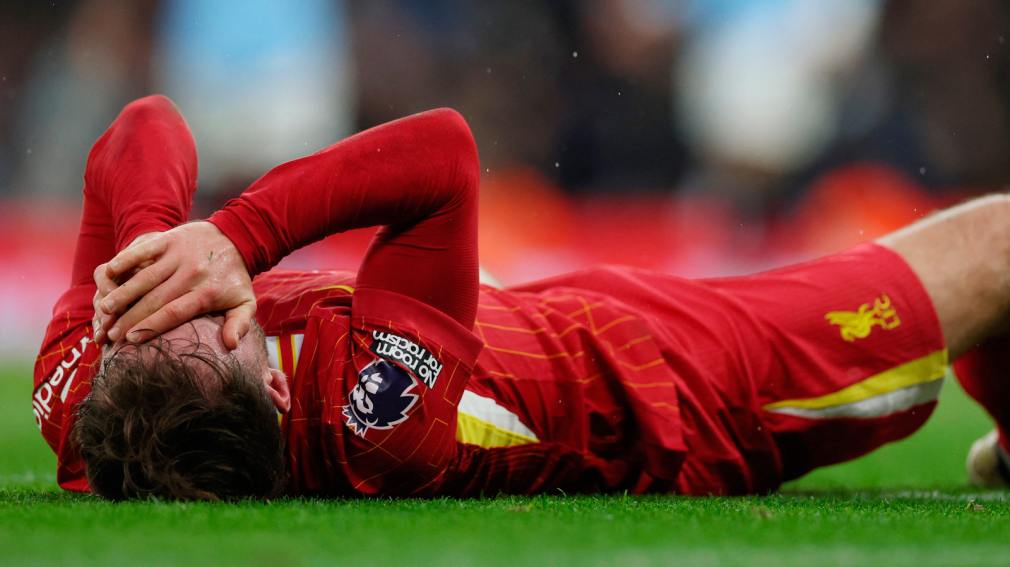 El duro golpe de Mac Allister en la victoria del Liverpool sobre el Manchester City: ¿cómo le quedó la cara?