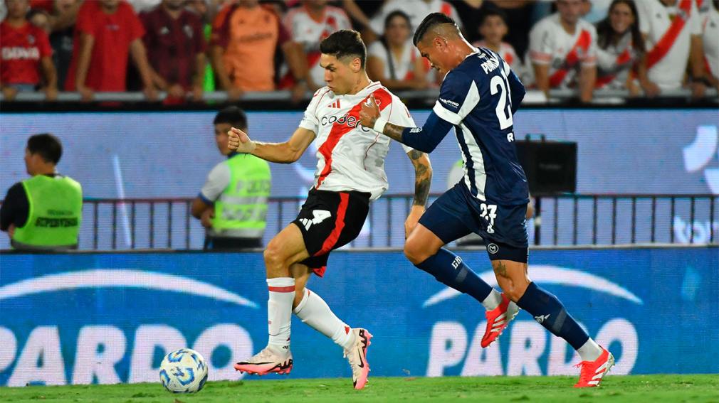 Talleres festejó ante River en los penales y se quedó con la Supercopa Internacional