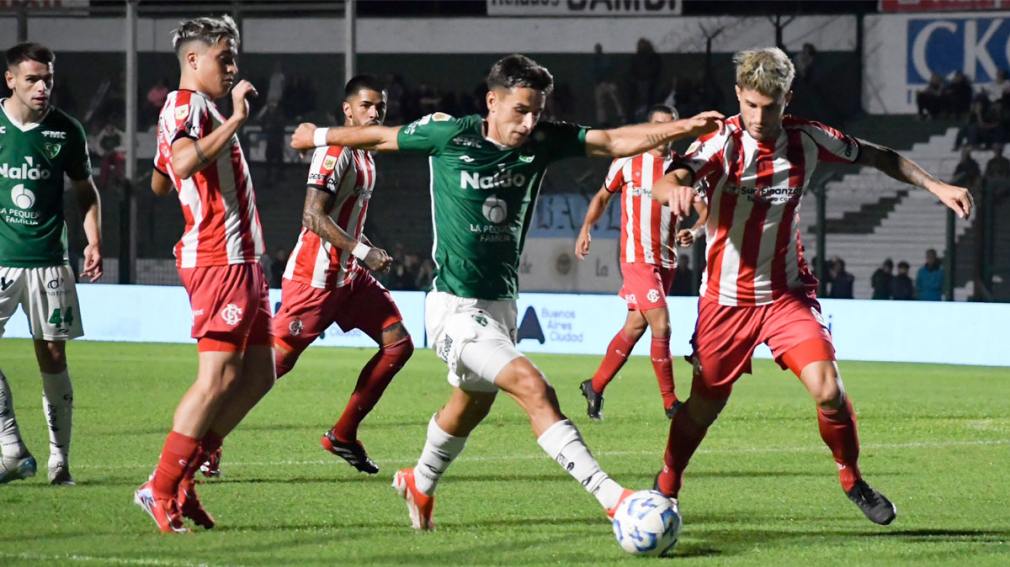 Era de Sarmiento, pero Barracas Central se lo empató en el descuento