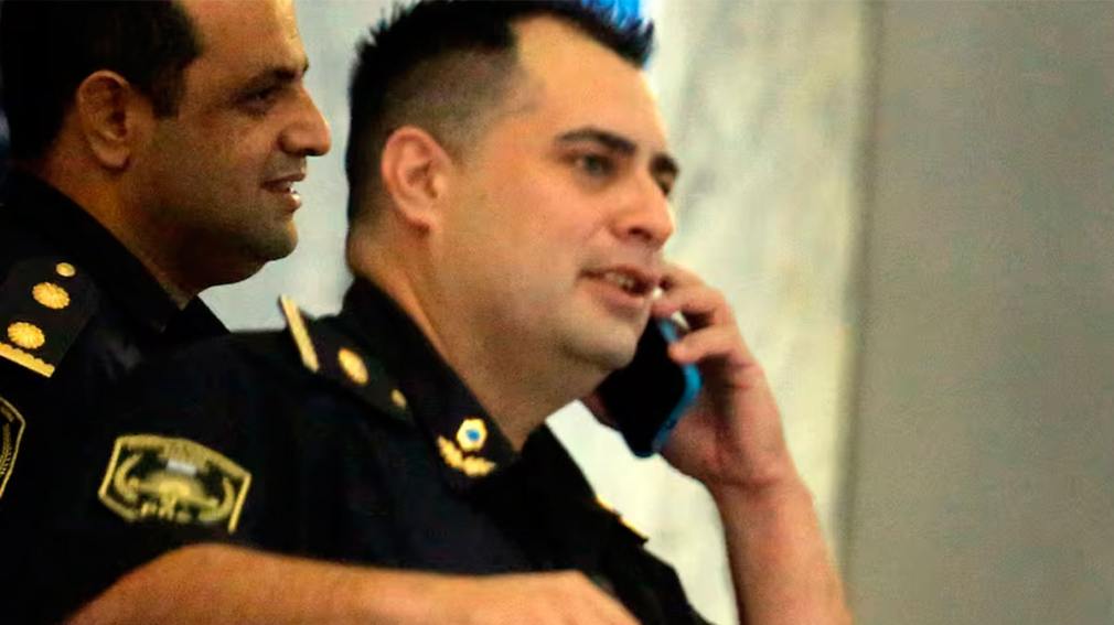 “Maradona tenía el abdomen muy inflado, a punto de explotar”, dijo uno de los policías que vio el cuerpo