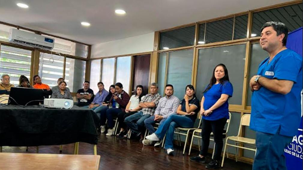 La Municipalidad capacitó al personal de Desarrollo Social en reanimación cardiopulmonar