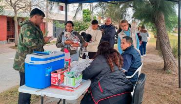 Realizarán una jornada de vacunación gratuita para perros y gatos en el barrio Sarmiento