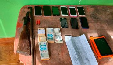 Importante operativo en Pozo Hondo: allanamientos simultáneos por un robo millonario con armas