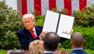El mundo rechaza los aranceles recíprocos de Estados Unidos anunciados por Donald Trump