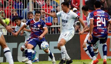 Central Córdoba sufrió la “ley del ex” y cayó ante Unión en Santa Fe