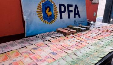Córdoba: prodecimiento de la PFA terminó con 7 detenidos en barrio Ampliación Ferreyra