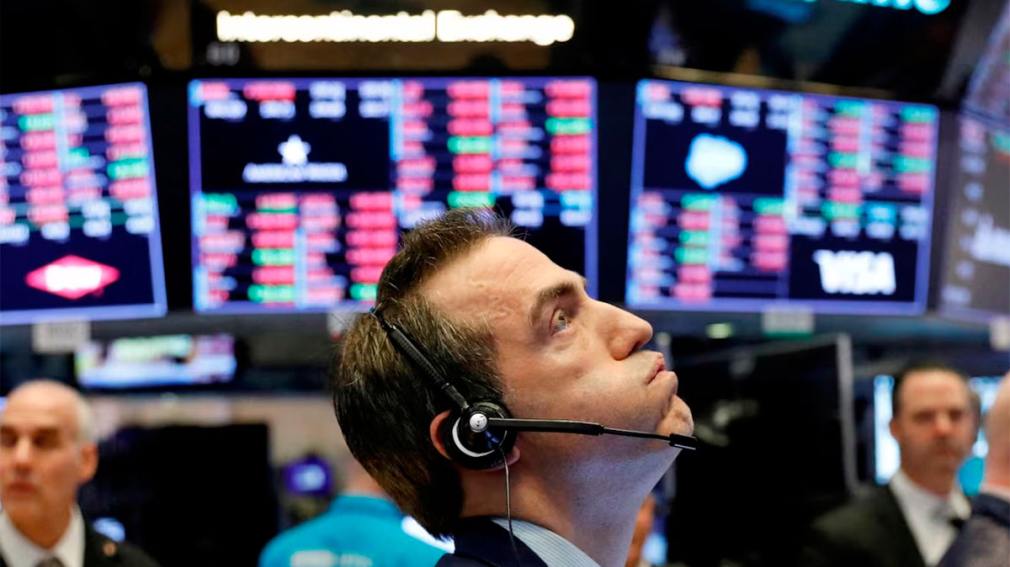 En medio de la guerra comercial, el riesgo país superó los 1000 puntos y las acciones argentinas cayeron 7%