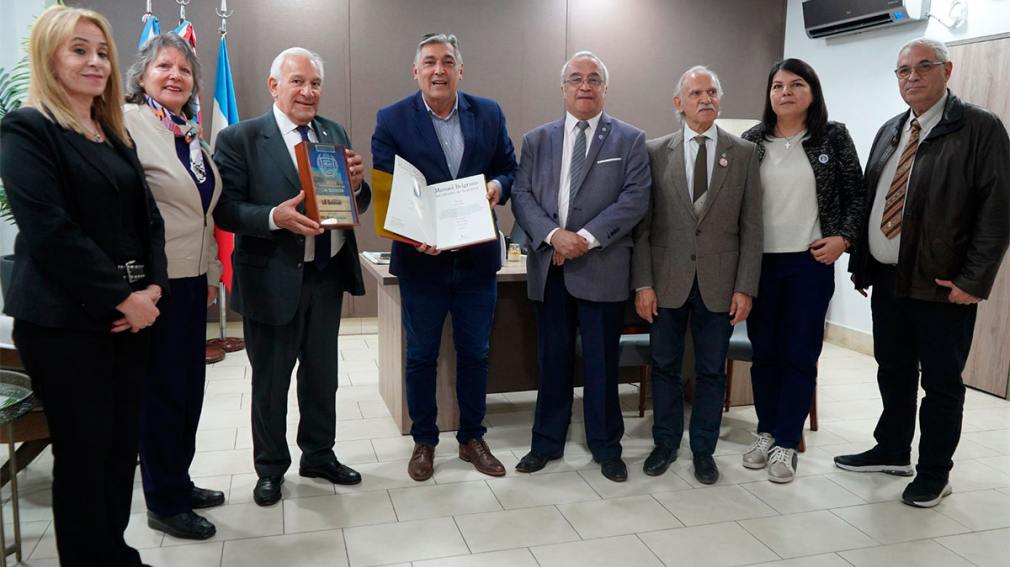 El intendente Roger Nediani recibió la visita del chozno nieto del Gral. Manuel Belgrano