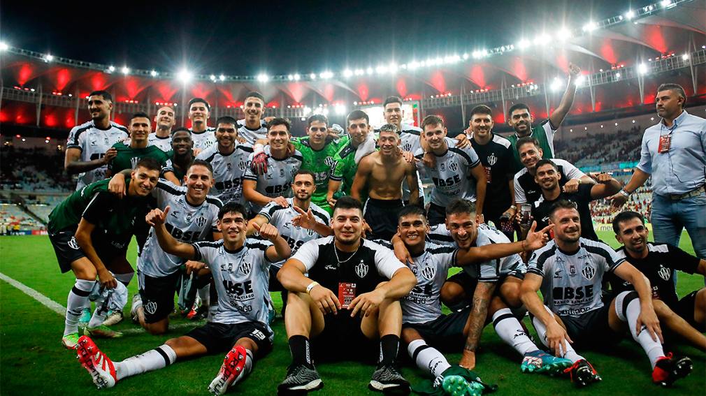 ¡Maracanazo Ferroviario! Central Córdoba se hizo gigante en Brasil y dio un batacazo histórico ante Flamengo