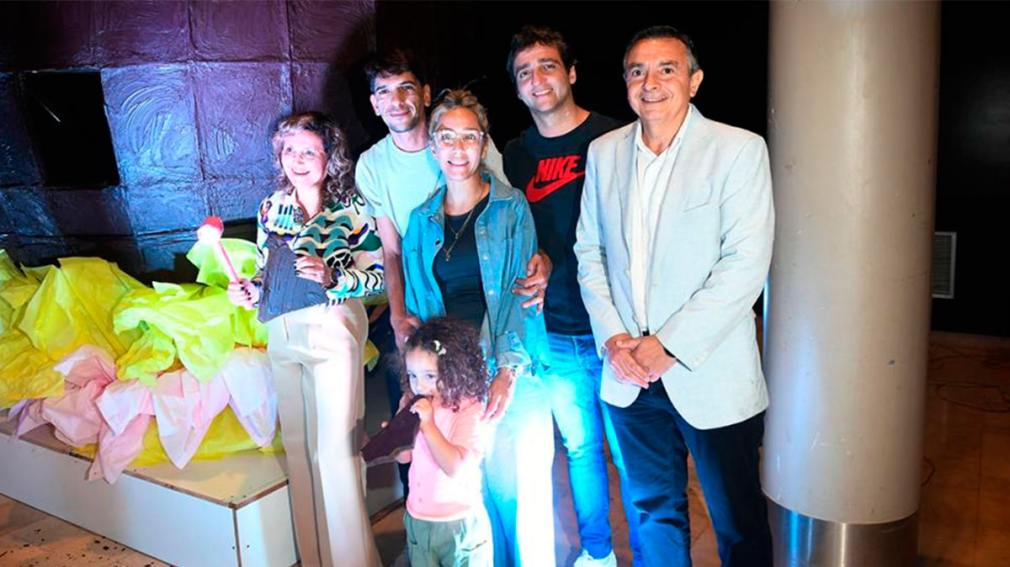 La intendente Fuentes dio cierre a una capacitación de más 500 participantes donde se elaboró un huevo de pascuas gigante