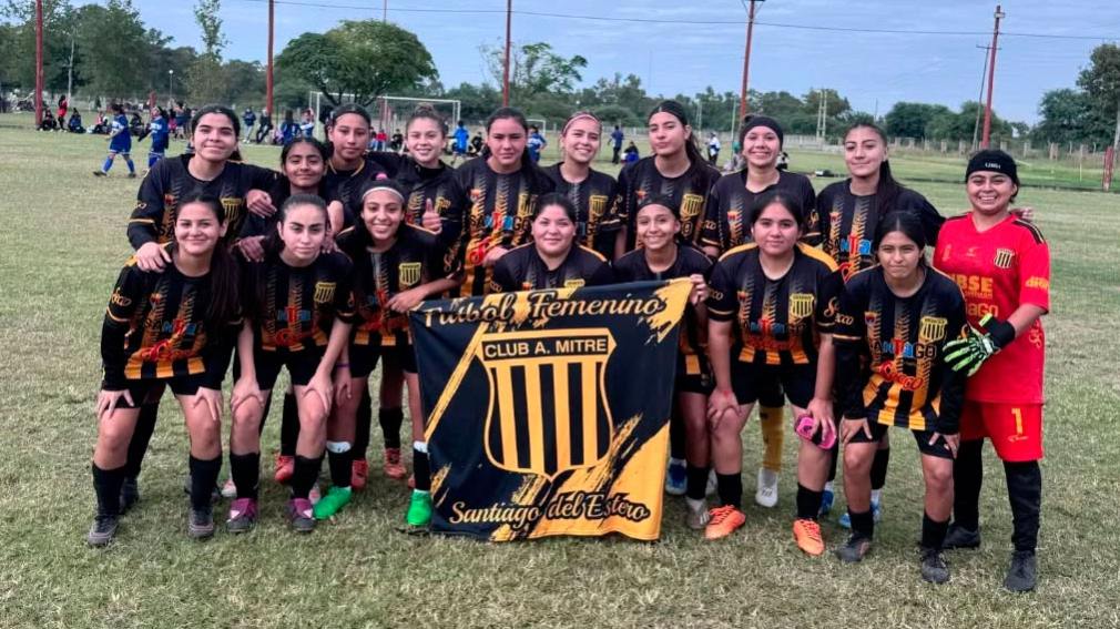 Domingo de acción en la Copa Santiago de fútbol femenino: los resultados