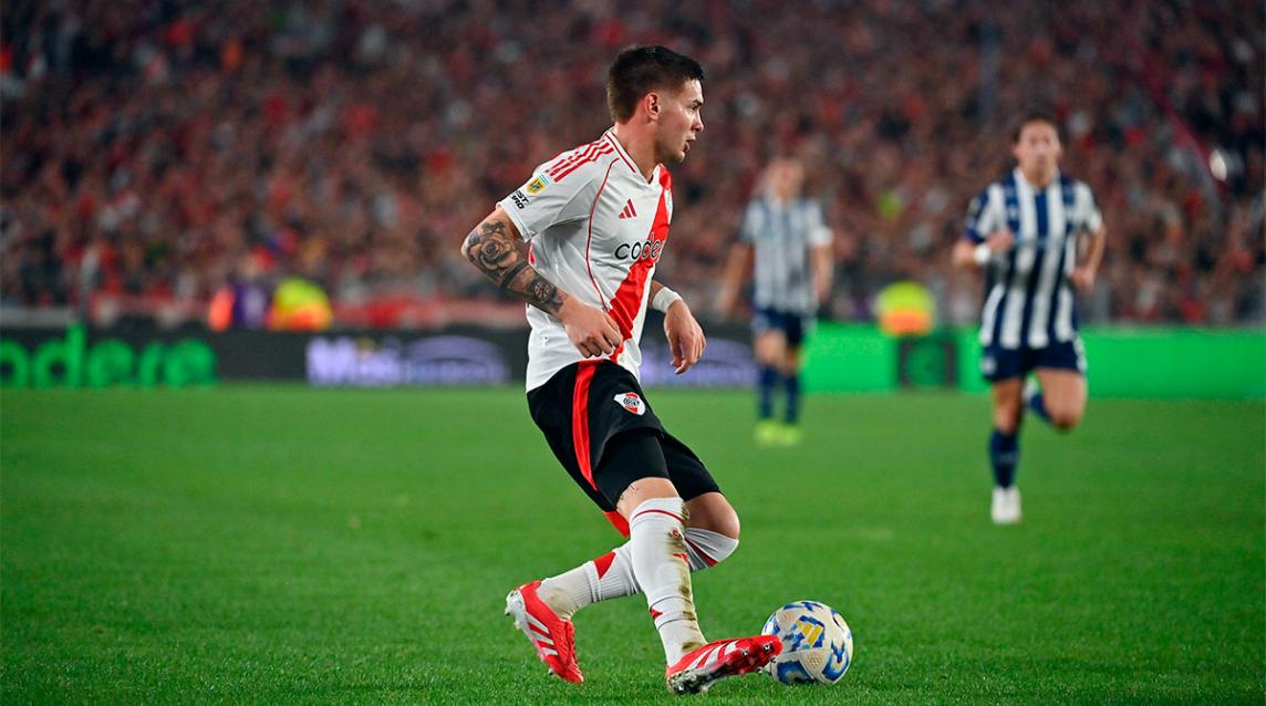 En un partido vibrante, River salvó un empate sobre el final ante Talleres