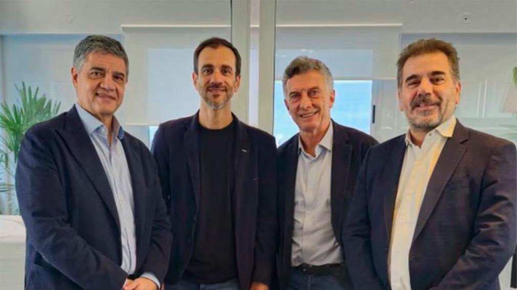 Mauricio Macri insistió en “un acuerdo entre partidos” entre el PRO y LLA y admitió que no hay avances en PBA