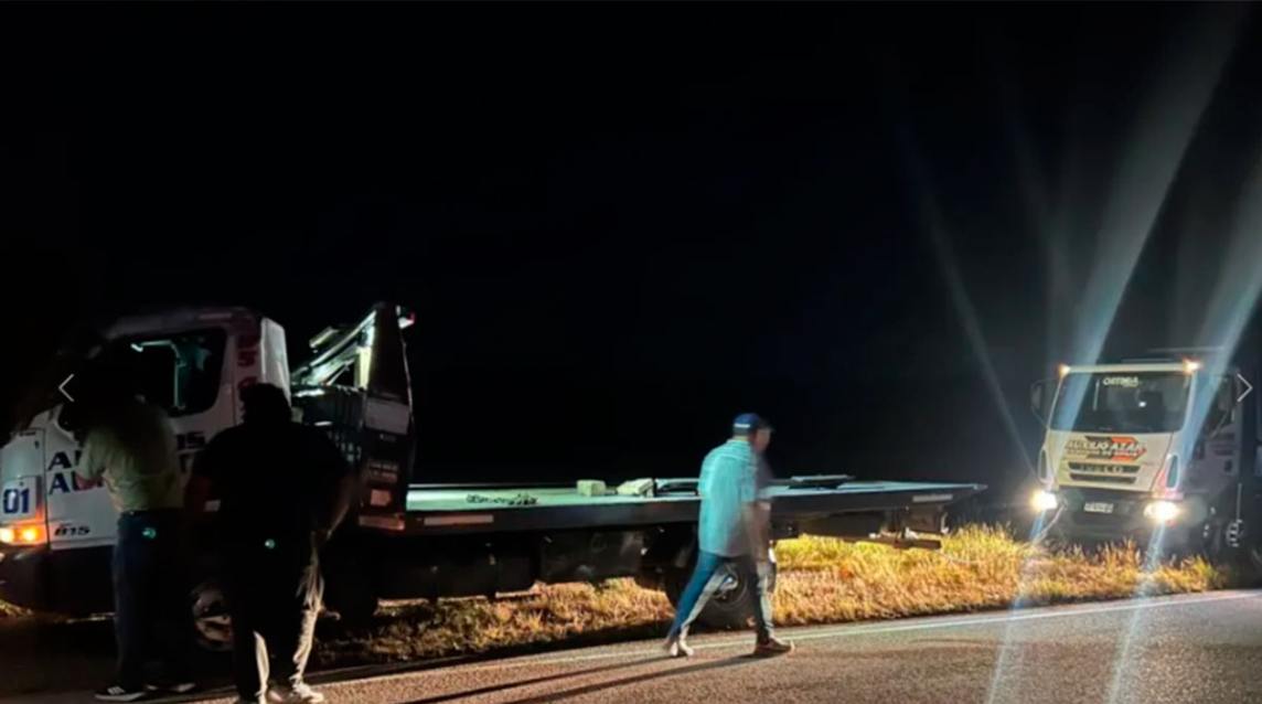 Perdió el control del camión al esquivar un caballo en plena ruta 