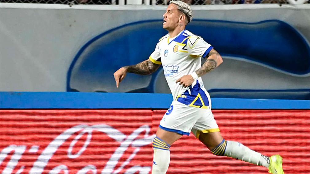 Tras el escándalo con el presidente Moretti, San Lorenzo cayó en el final del partido ante Rosario Central