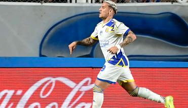 Tras el escándalo con el presidente Moretti, San Lorenzo cayó en el final del partido ante Rosario Central