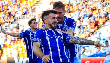 Godoy Cruz venció Atlético Tucumán y se metió en zona de clasificación a octavos