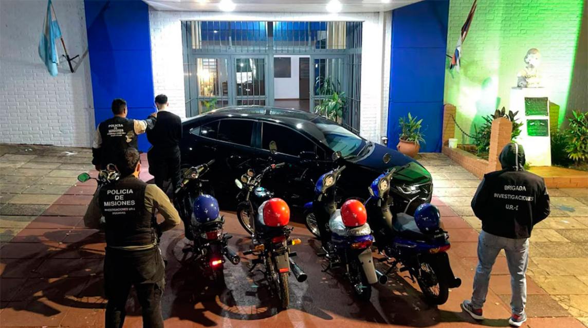 Empleado de 22 años robó 50 millones a la concesionaria donde trabajaba: se compró autos y motos