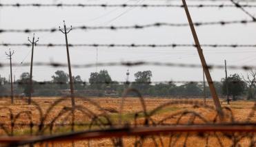 Crece la tensión entre potencias nucleares: nuevo cruce de disparos entre India y Pakistán