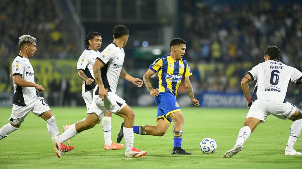 Rosario Central ganó en el Gigante, terminó primero en la Zona B y espera a Estudiantes en octavos