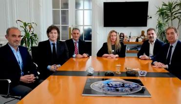 Tensión entre el PRO y LLA en PBA: las listas, el poder territorial y la pelea por derrotar al peronismo
