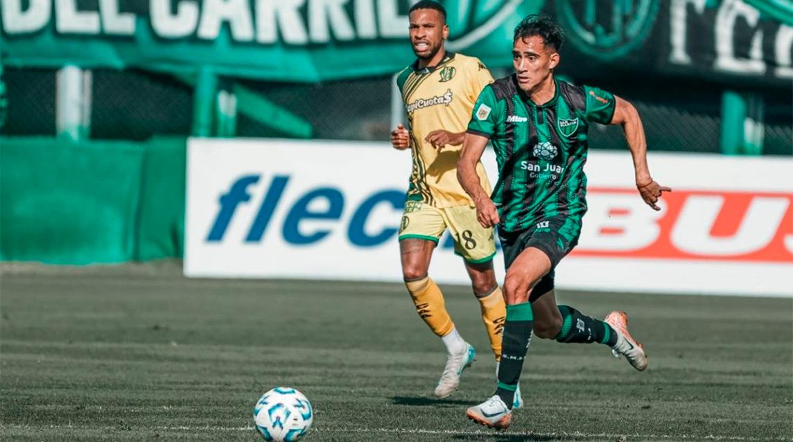 En un encuentro con muchos expulsados, Aldosivi le ganó a San Martín de San Juan un duelo clave por los promedios