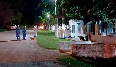 Brutal femicidio en Tucumán: mató a su pareja y dejó el cuerpo en las rejas de una escuela