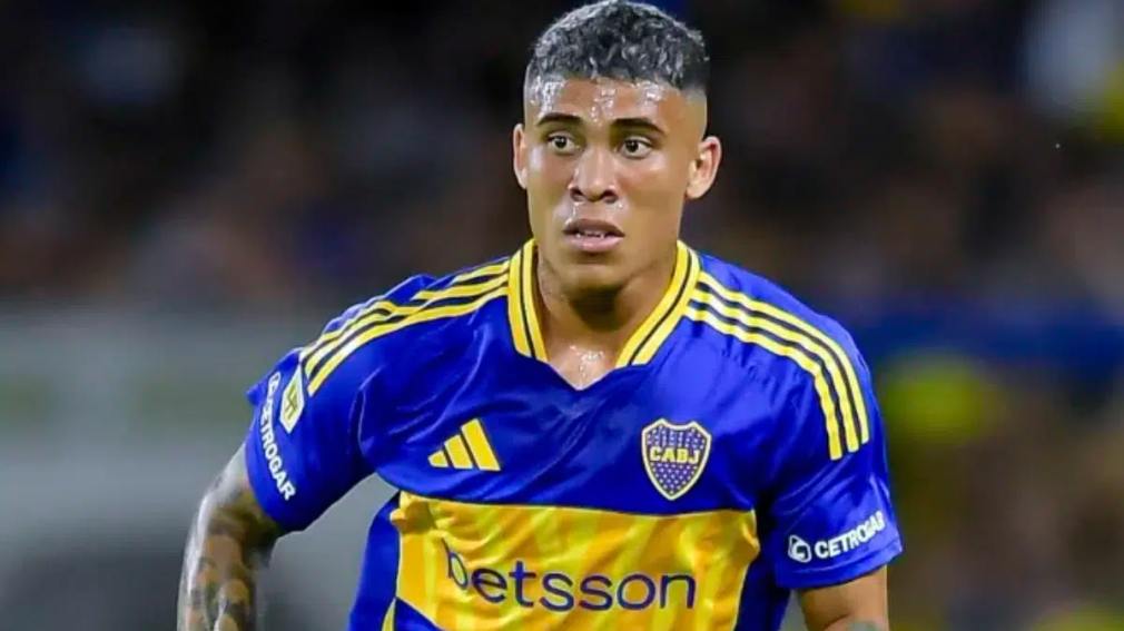 Boca en alerta: Ayrton Costa no consigue la visa y peligra su presencia en el Mundial de Clubes