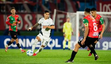 Independiente volvió al triunfo con una goleada ante Boston River en Montevideo
