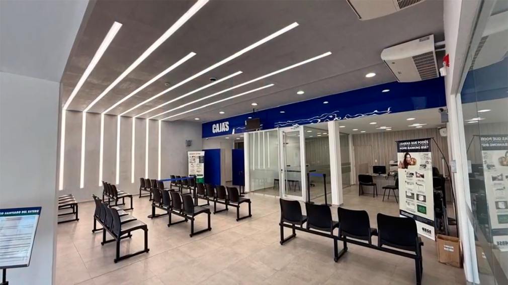 El BSE habilitó importantes reformas en las sucursales de La Banda y Bandera