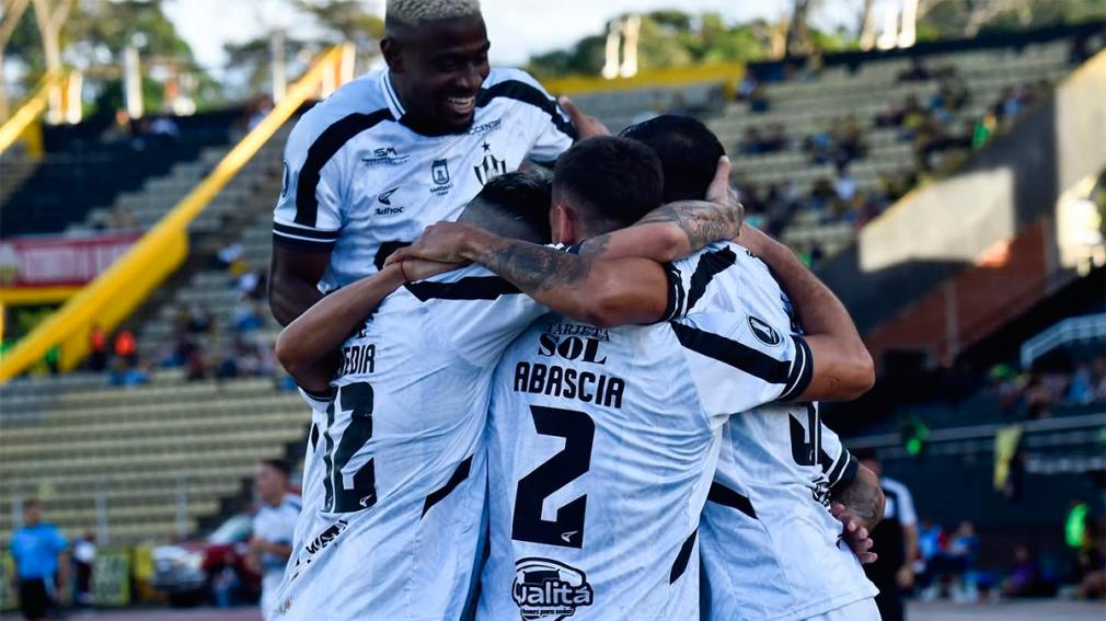 Central Córdoba festejó en Venezuela ante Táchira y acaricia los octavos de la Libertadores