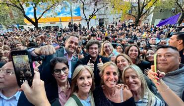 Adorni cerró su campaña: “Vayamos a votar y sepultemos para siempre al kirchnerismo”
