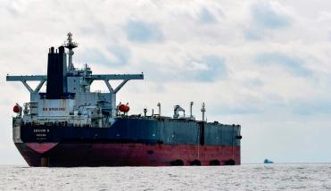 Aprobaron nuevas sanciones contra la flota fantasma de petroleros que opera Rusia