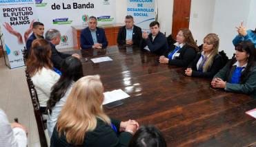 Nediani participó del lanzamiento de la cuarta edición del programa “El Futuro en tus Manos”