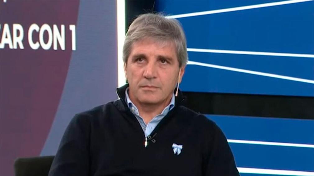 Caputo y Bausili defendieron la estrategia para las reservas del BCRA