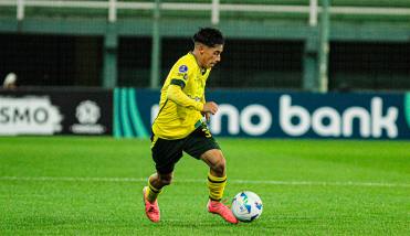 Defensa y Justicia cayó ante Cerro Largo y quedó eliminado de la Copa Sudamericana 2025