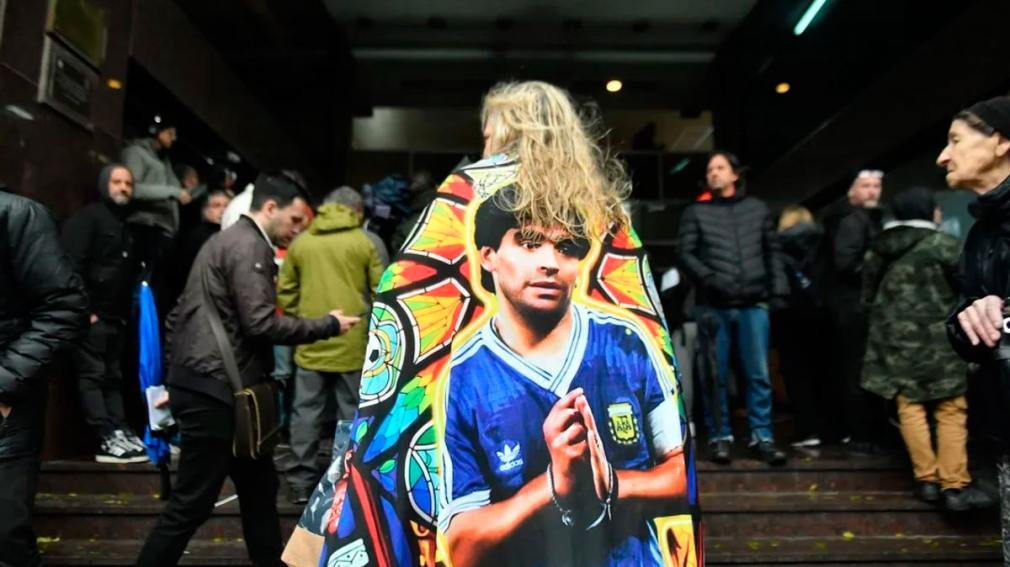 Declararon la nulidad del juicio por la muerte de Diego Maradona