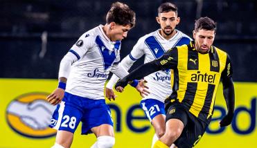 Vélez igualó con Peñarol y se quedó con la cima del grupo