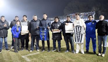 Sarmiento homenajeó a Maher Carrizo, Nicolás Paz y Matías García
