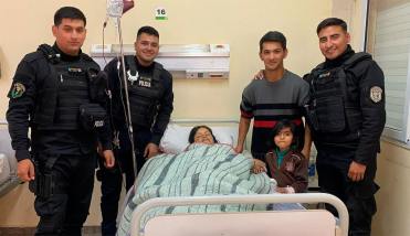 Policías de Añatuya se convirtieron en héroes al asistir un parto de emergencia en una casa