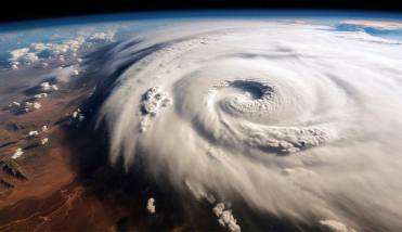 Para predecir ciclones tropicales: Google lanza Weather Lab con IA