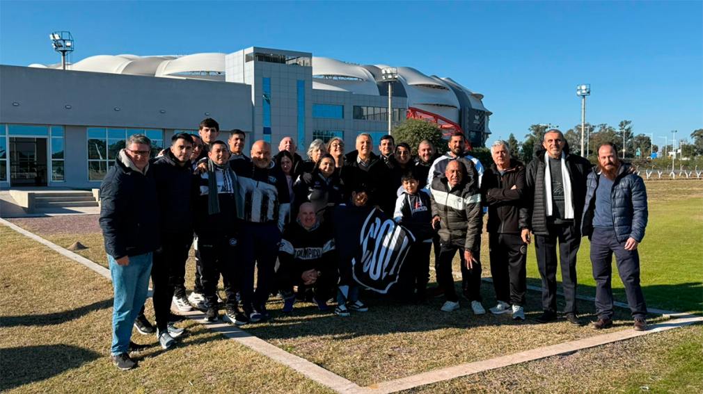 Olímpico recorrió el imponente complejo de la Secretaría de Deportes provincial