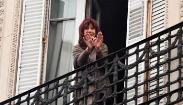 Desde la prisión domiciliaria, Cristina Kirchner apuntó contra el Gobierno y prometió volver con más fuerza