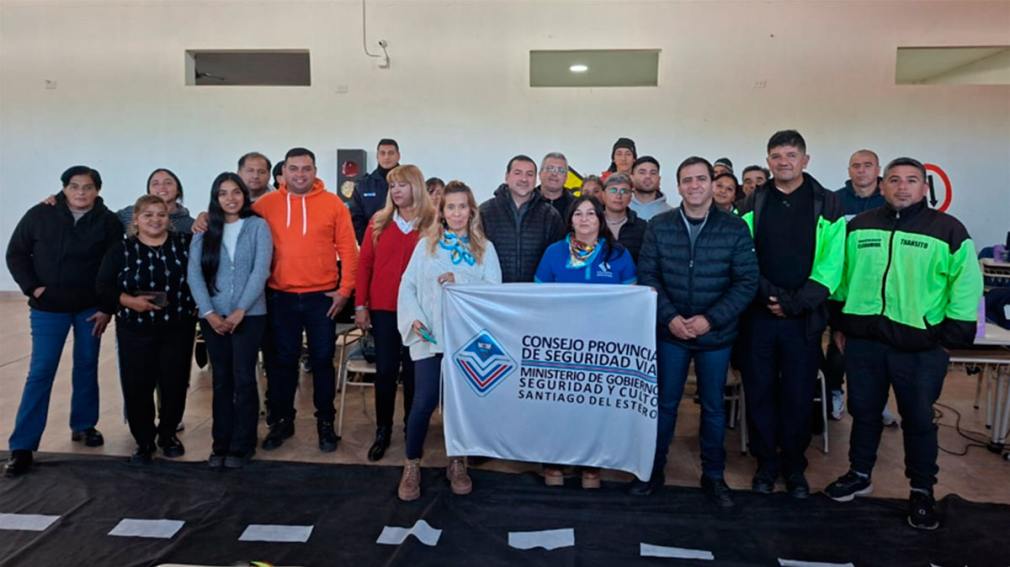 Clodomira impulsa la educación vial desde las aulas y con su personal municipal