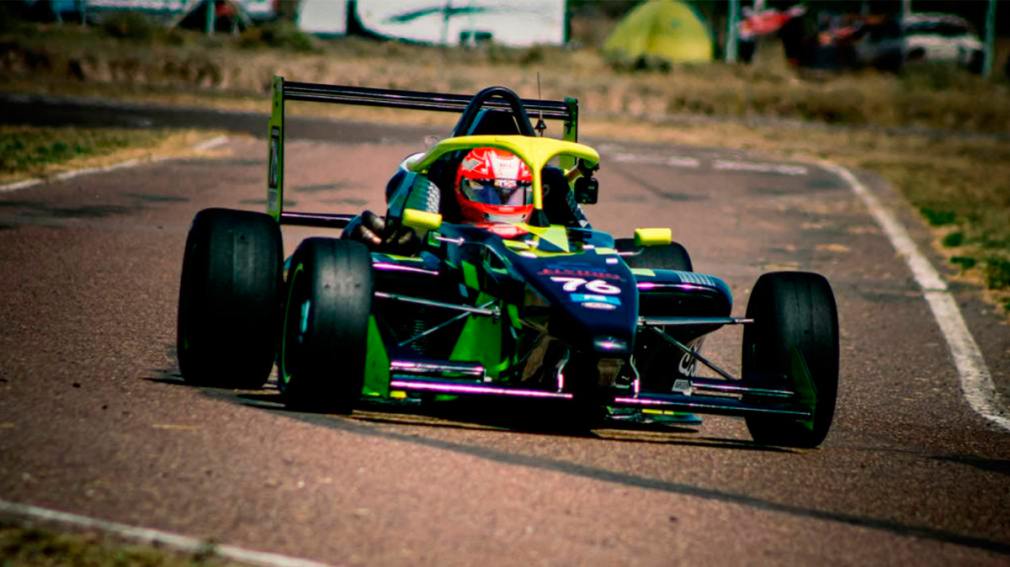 Quinto examen para Jorgito Bruno en Formula 2 en el Autódromo Ciudad de Posadas