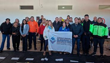Clodomira impulsa la educación vial desde las aulas y con su personal municipal