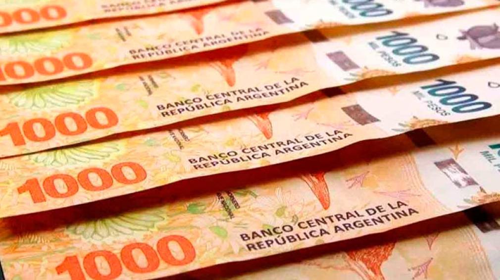 Un jujeño recibió más de 5 millones de pesos falsos por la venta de su auto