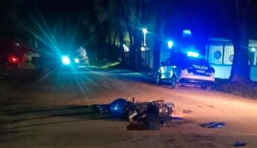 Motociclista de 22 años chocó contra un camión y murió en Córdoba