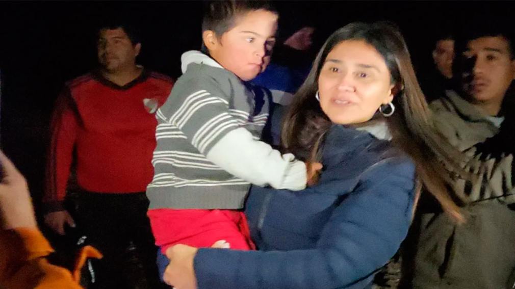 Milagro en el monte: un niño estuvo 14 horas perdido y fue hallado de madrugada