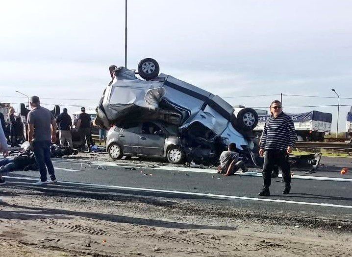 Impresionante Choque Múltiple Sobre Panamericana: Un Fallecido Y Al ...